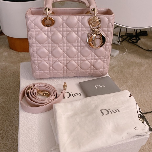 (SOLD) - Picture 2 of 7